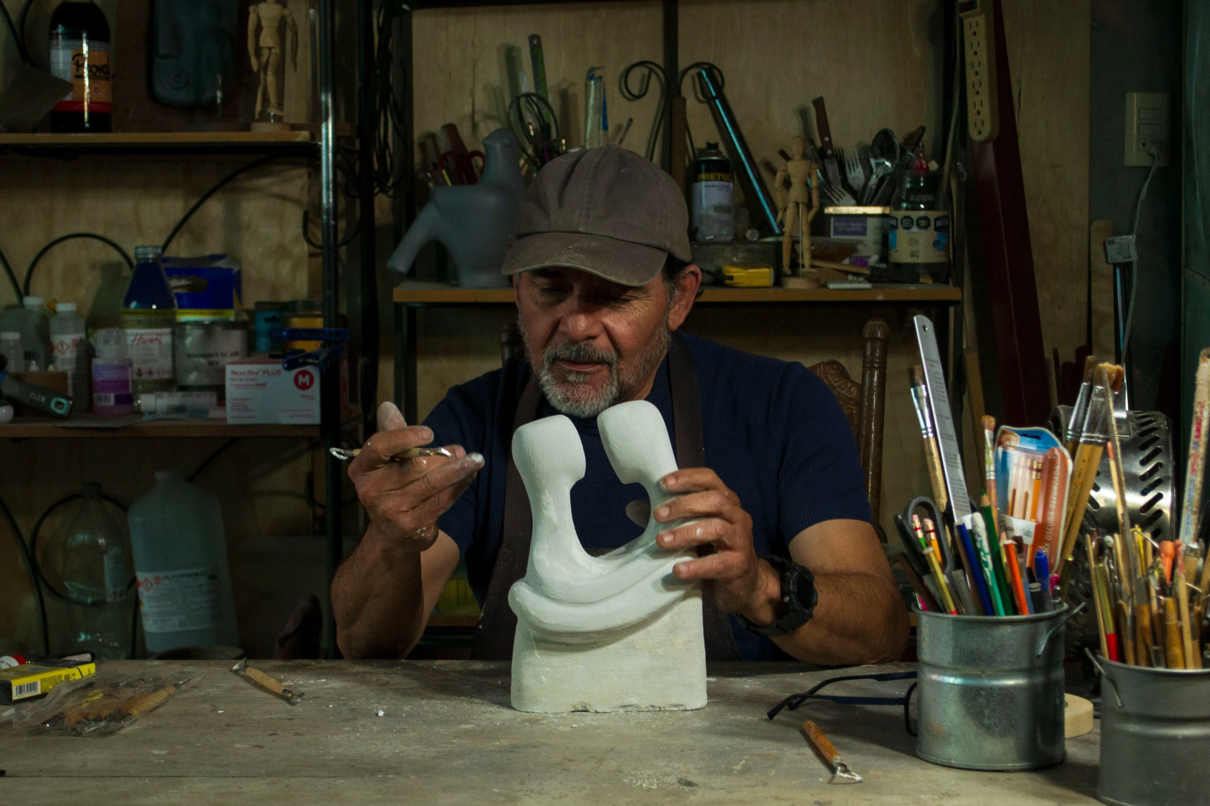 César de León - slide 1